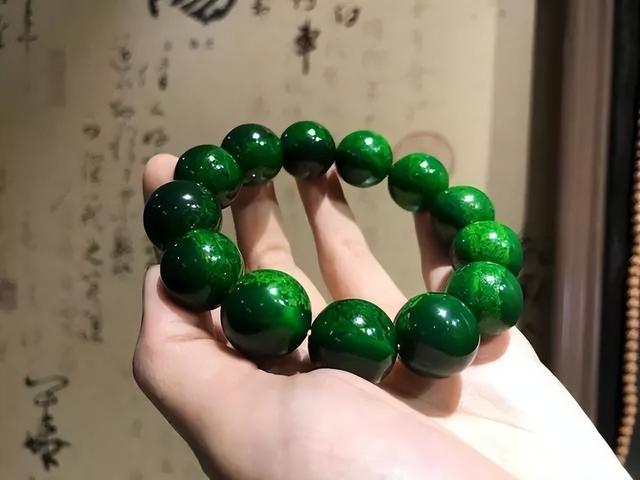 文玩|这两年文玩界火热的虬龙角实际多少钱一克?