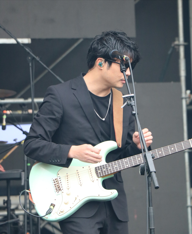 音乐节|常州太湖湾音乐节，骑脖子的摇滚女孩火了，网友：一年换一个坐骑！