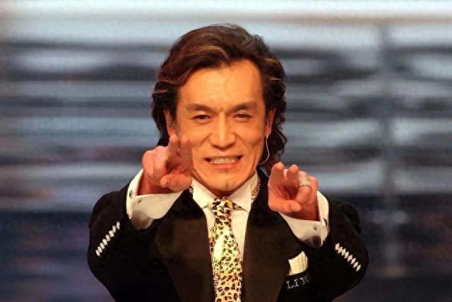 时隔5年李咏死因被揭开,妻子哈文道破真相,遗体为何不运回国