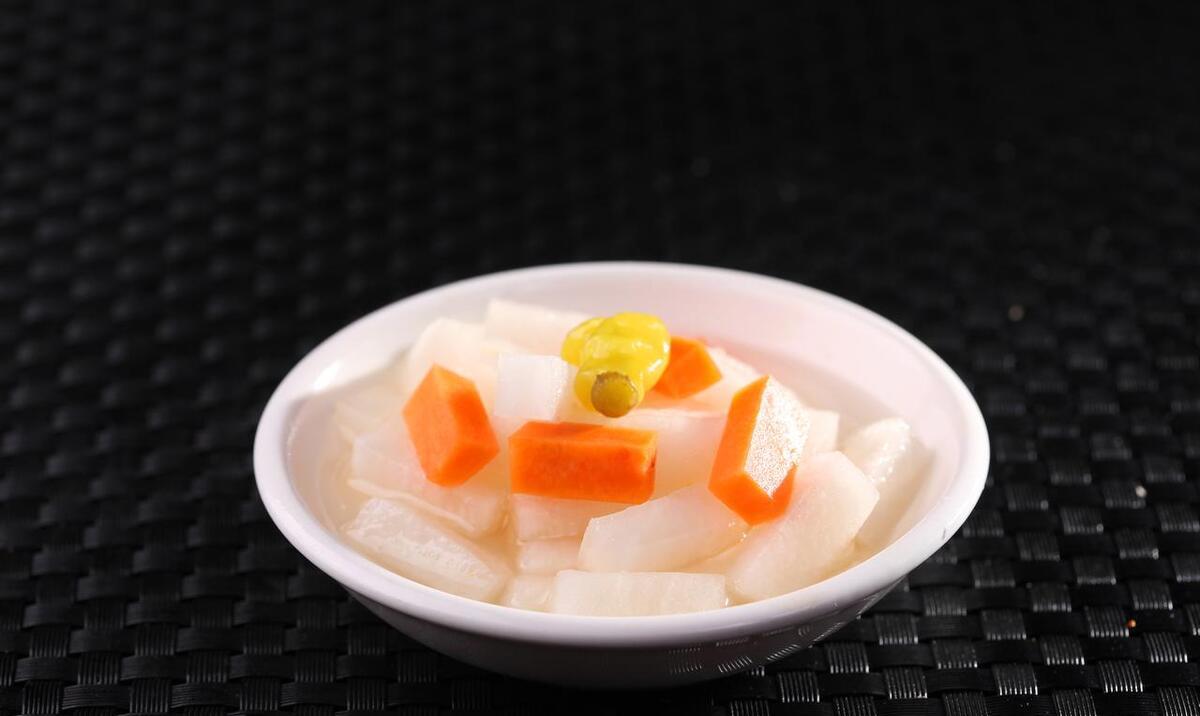 |不是开玩笑：以后凉皮里但凡出现一根黄瓜丝，罚款5000元