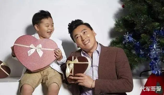 他被称为“谍战剧之王”,娶小16岁美女演员,如今52岁成人生赢家