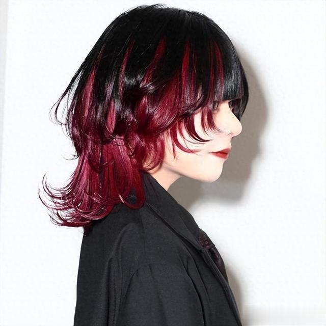 女发不论怎么剪,最好试试狼尾鲻鱼头,个性时尚超高回头率