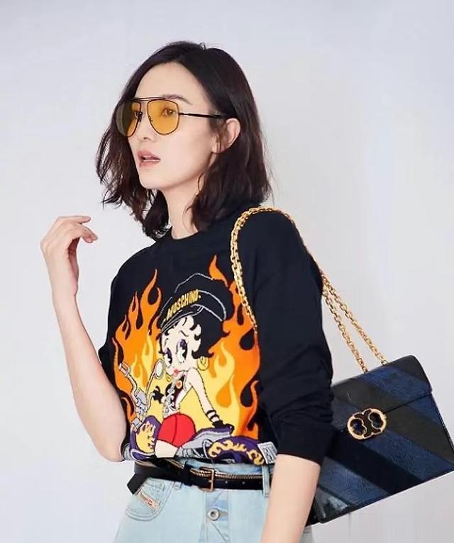 发型 建议家庭主妇，远离这3种“发型”！特别是第2种，显老还拉低气质