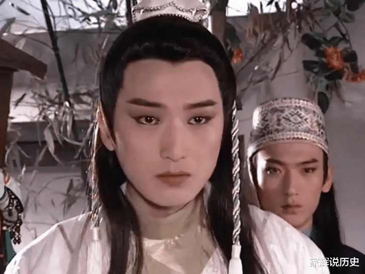 仪态差就别尬演贵公子，这8位男星告诉你，什么叫“天潢贵胄”