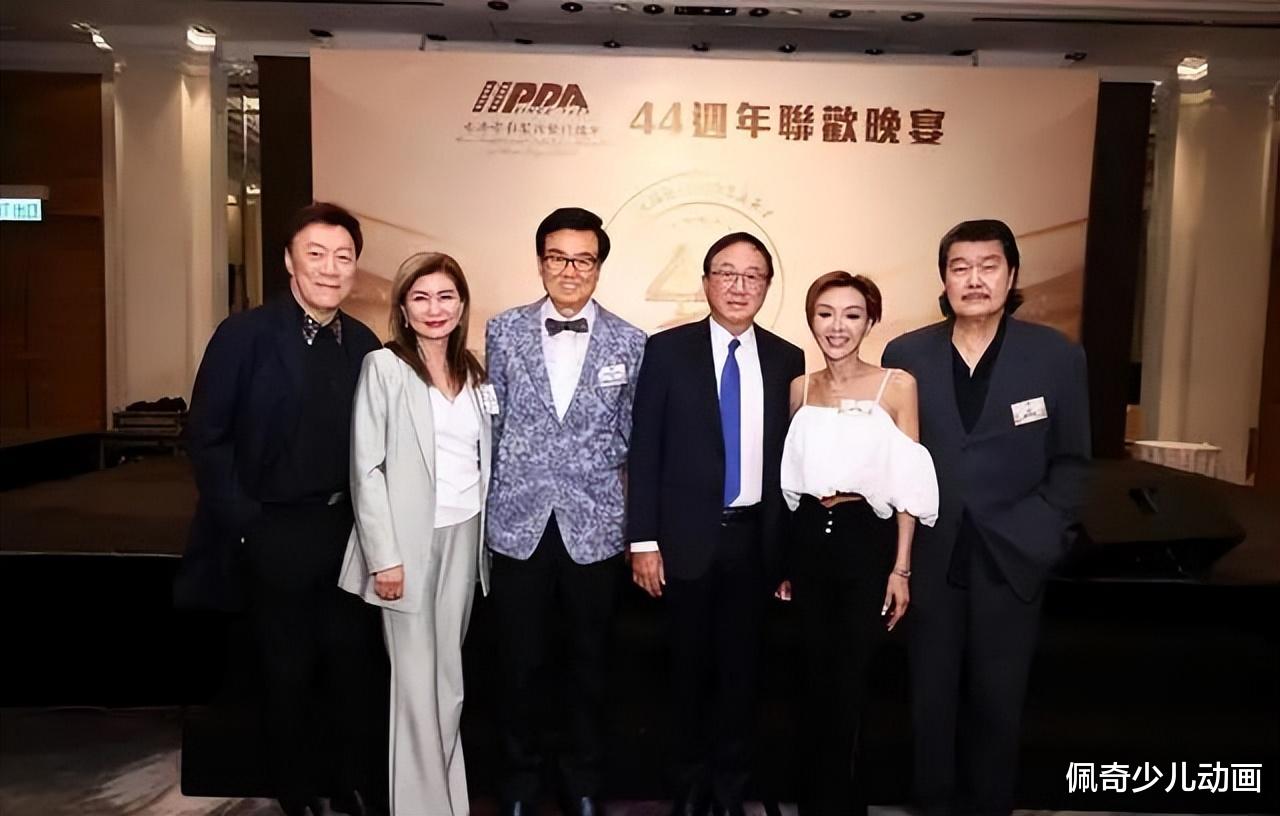 娱乐圈的残酷现实，当曹查理见到老去的叶子楣，表示非常失望