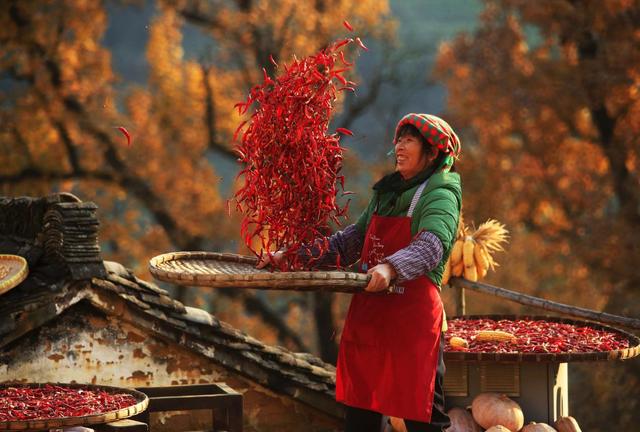 |全球最美十大小镇唯一的中国古村上榜，还是世界“最佳旅游乡村”