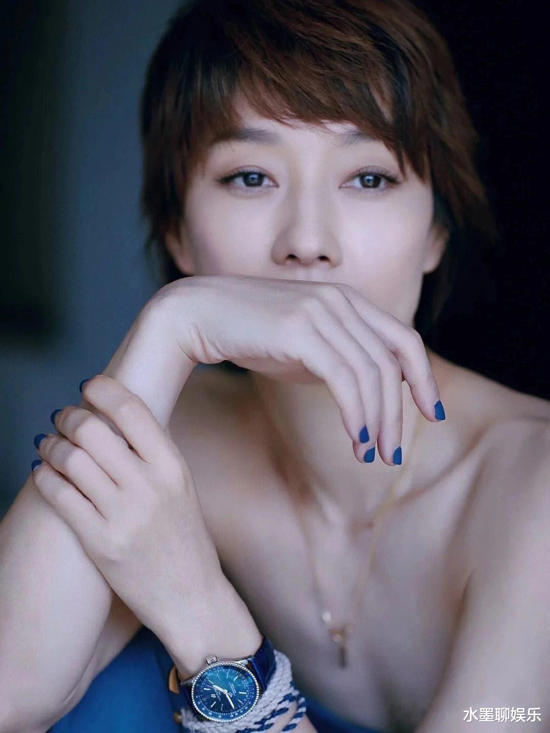 马伊琍：17岁演人体模特，出轨门后的新生，恋鲜肉男友迎第二春