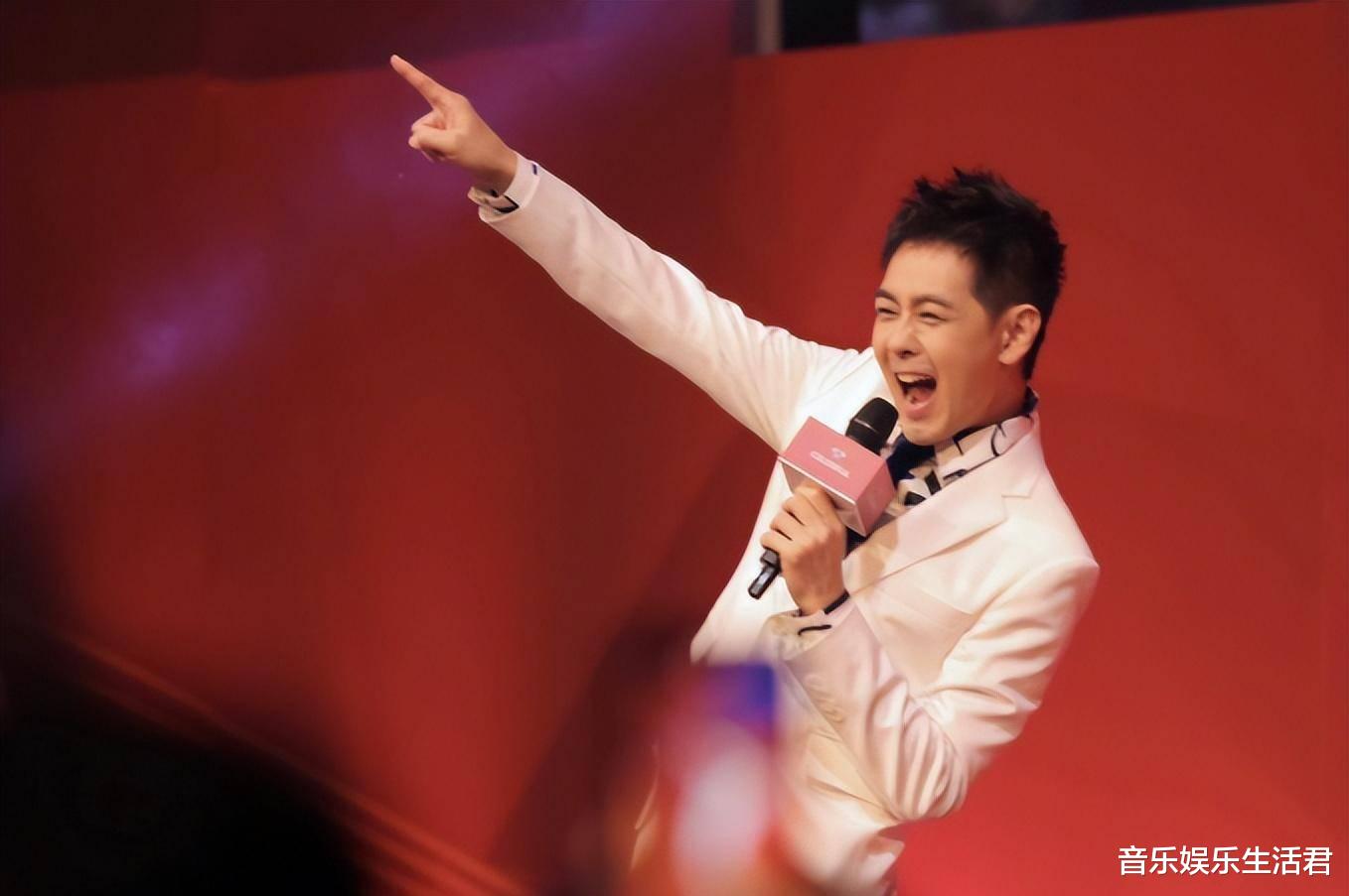 《披哥3》32位哥哥11组舞台，林志颖第1组开场，蔡国庆翻唱周杰伦