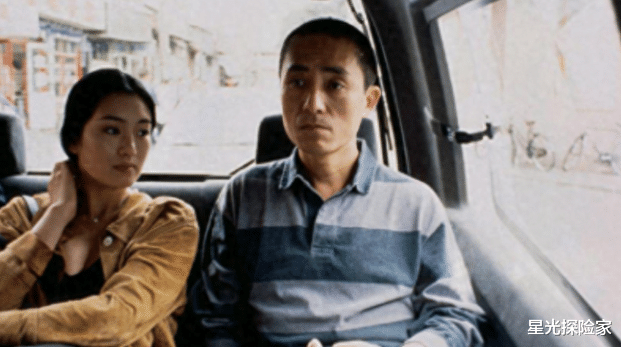 狐狸尾巴终究藏不住，他妻妾成群，私生子竟和大腕巩俐越长越像？