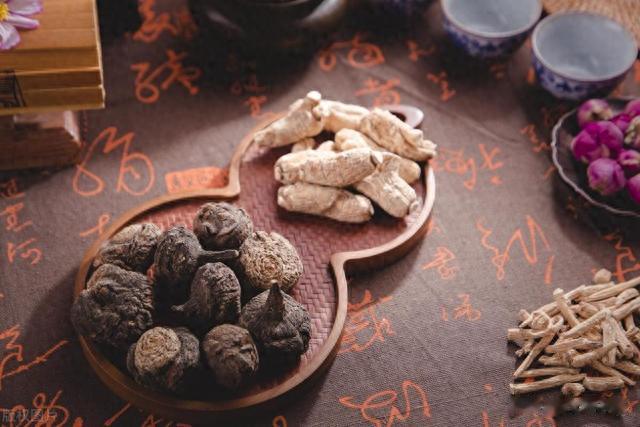 小小逍遥丸，男女都逍遥，逍遥丸还可兴阳起萎？中医告诉你！