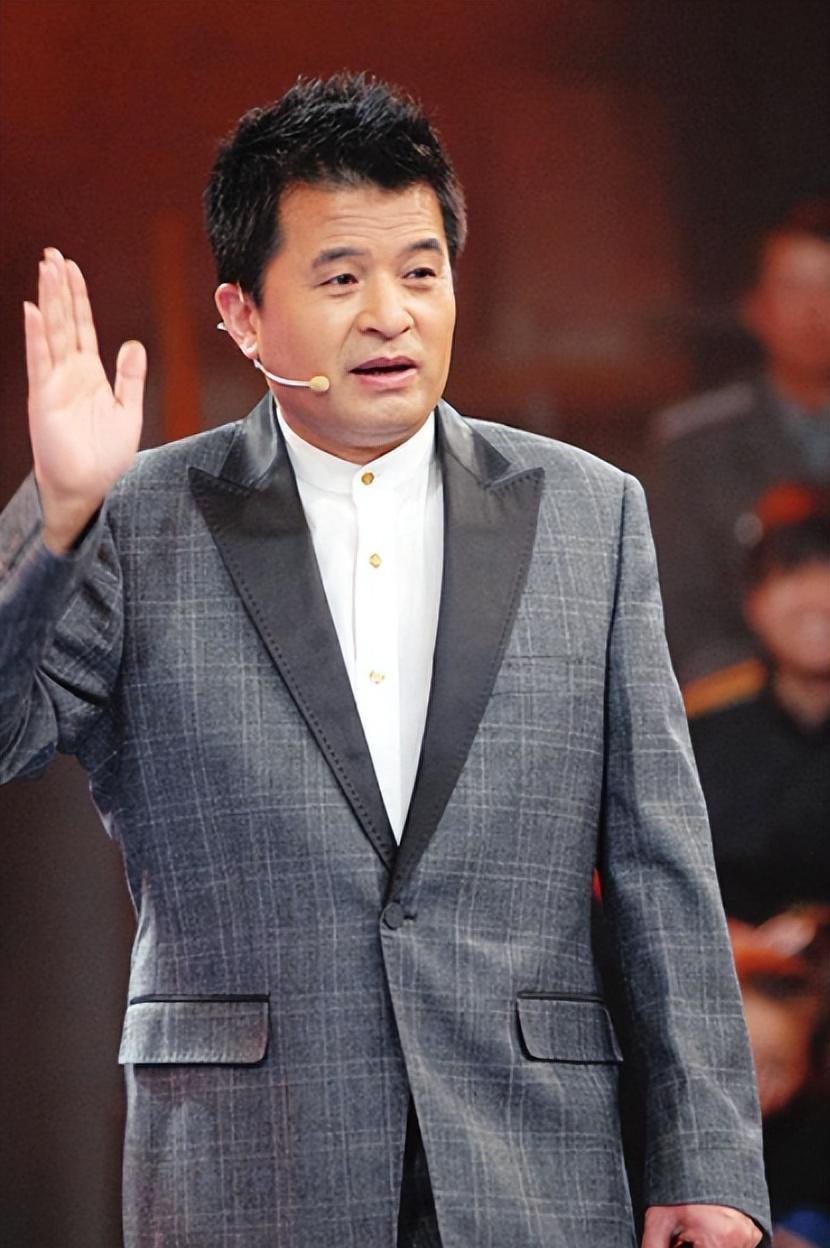 毕福剑|这一次，64岁的毕福剑，不再被世界宽容