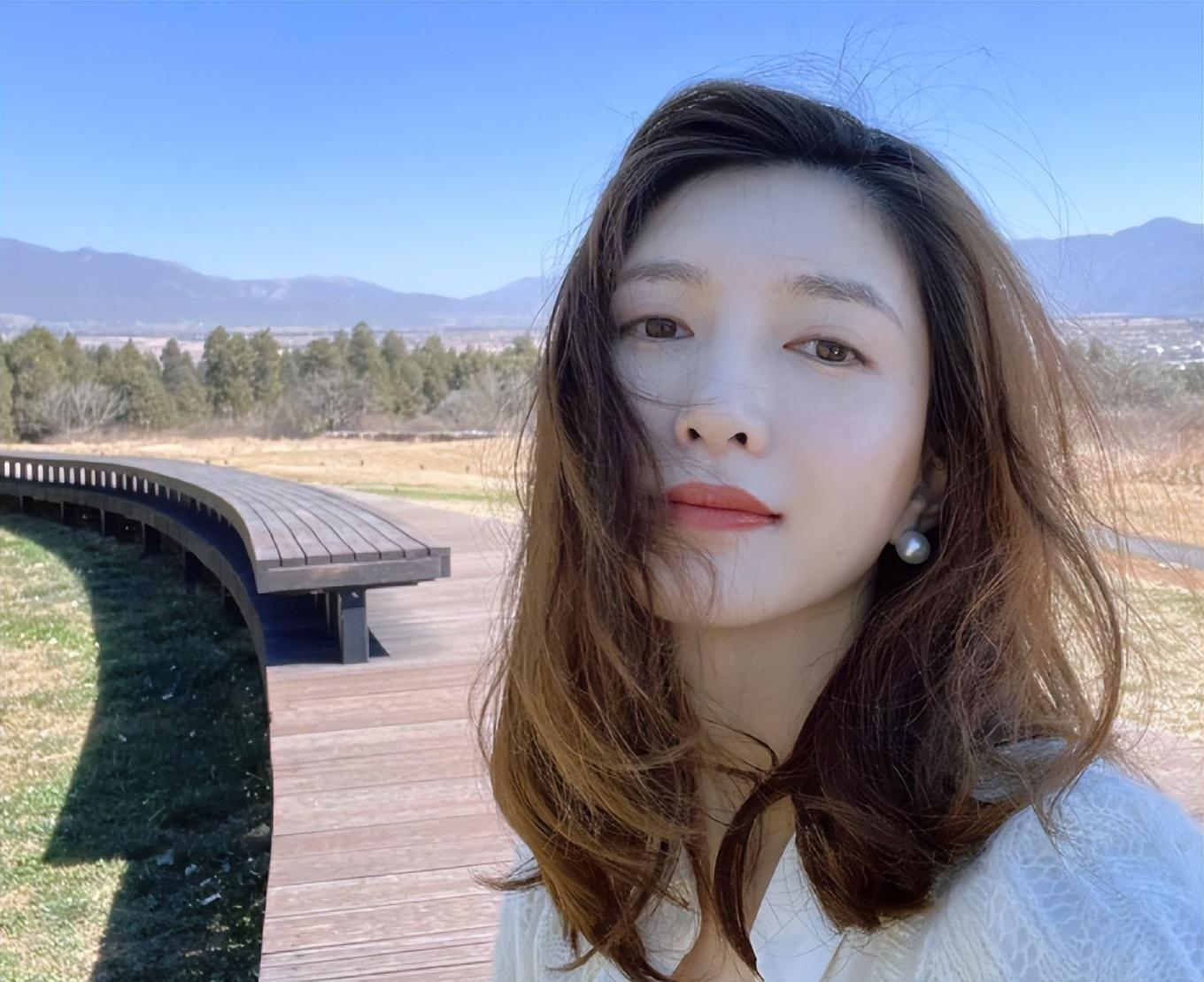 深夜瓜！知性女演员被曝多位金主，知三当三，跟豪门大佬有私生子