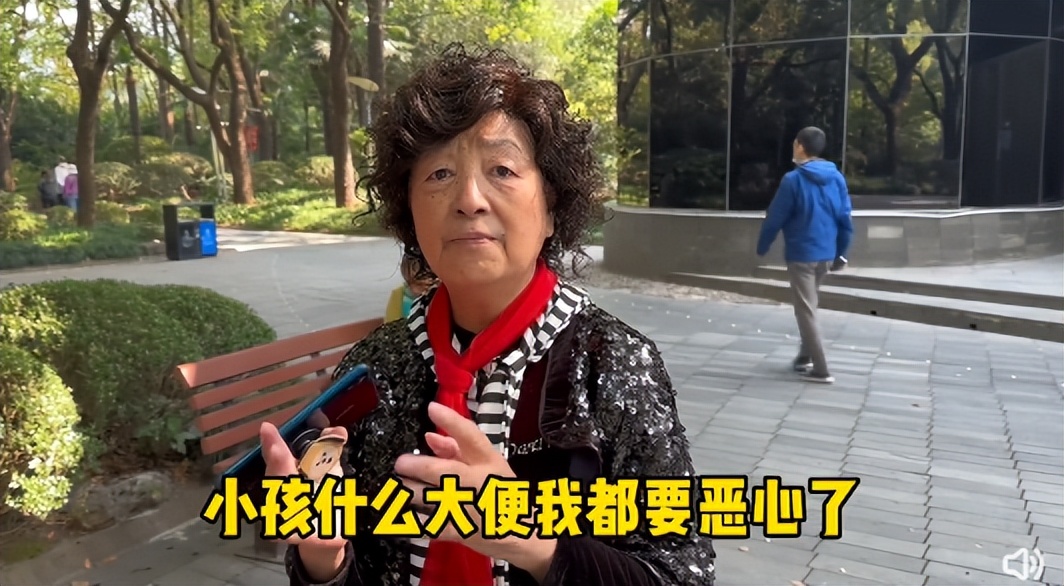 上海73岁初代丁克现状颠覆想象