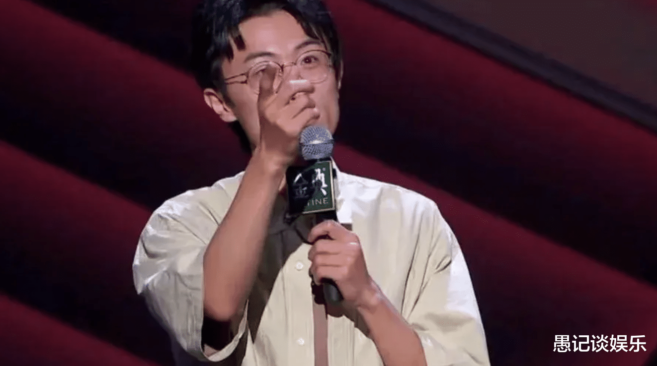 |脱口秀演员的真友情:邱瑞不惜赔上自己的前途,去开导杨波