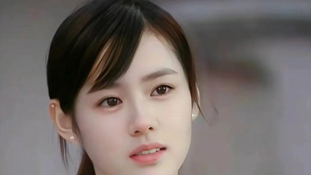 预言她是下一个杨幂？于正这波操作才真是捧杀不见血吧