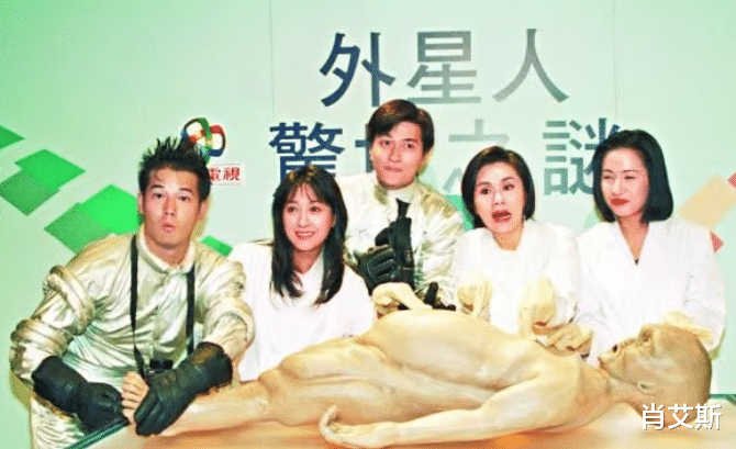 他是香港首位视帝,三进TVB成御用奸人,61岁内地捞金终于押对宝