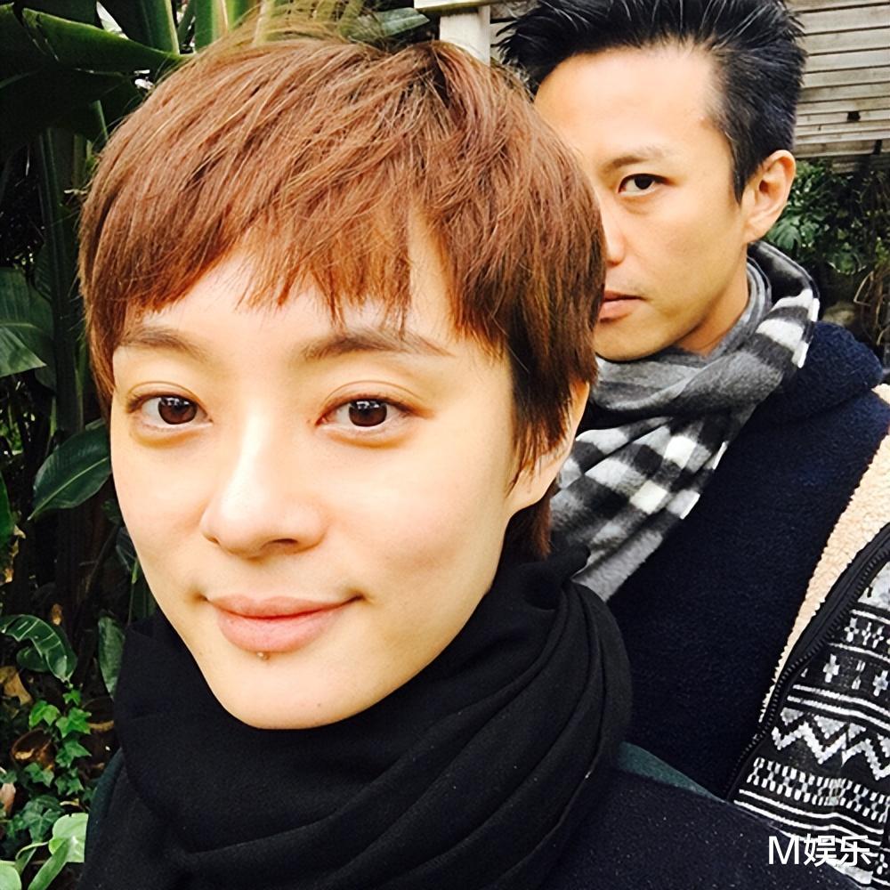 孙俪拍杂志被群嘲！膀大腰圆眼睛突出，她怎么变成这样了？