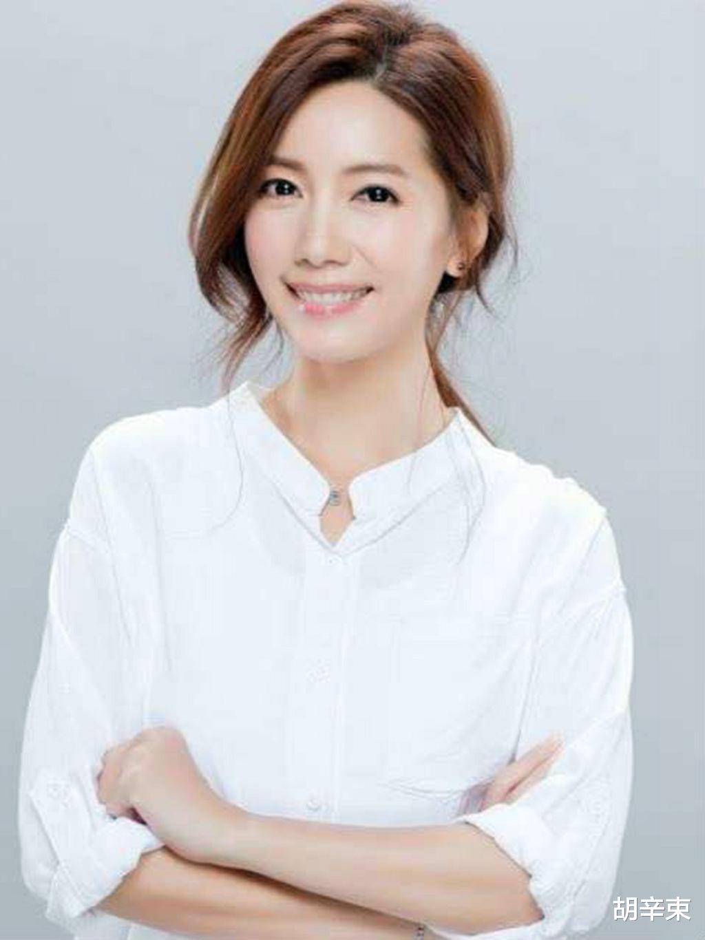 娱乐圈最美海后，人送外号公交车，玩弄众多男星，至今无人敢娶！