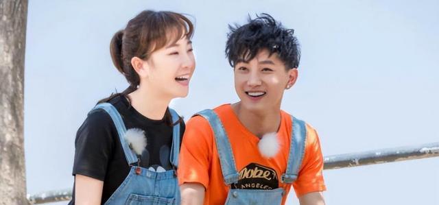 贾青:搞“四角恋”,扑倒男导演,隐藏在清纯外表下的“女海王”