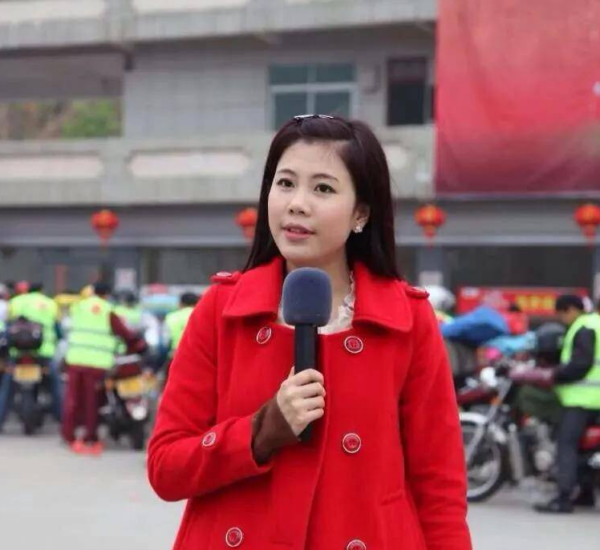 为事业拒绝丈夫,现在的黎绮雯,比年轻时还好看 - 娱乐资讯(主打网)