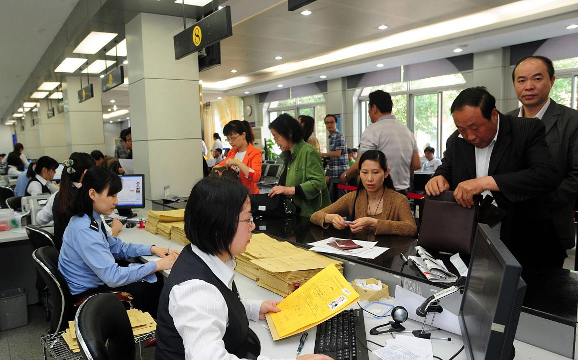 95后|政界楷模：现任四川省长，心系人民就业问题，履历一片辉煌