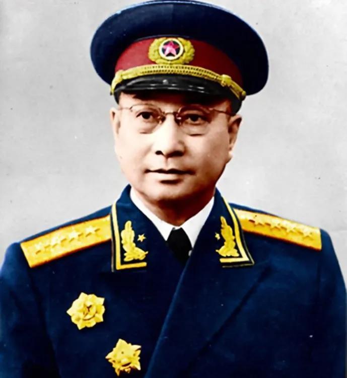 陈赓大将|七版陈赓大将扮演者，他演过春晚小品，也是最被认可的，却是导演客串