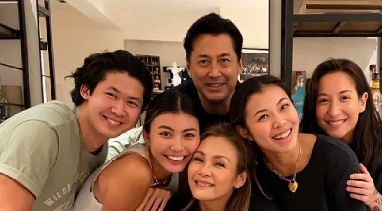 香港知名星二代公开新恋情，在好莱坞出道，网友：没有爸爸帅