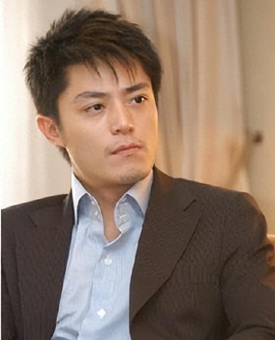 “假戏真做”、“擦边球”、借戏霸凌,影视圈的畸形风气该改了!