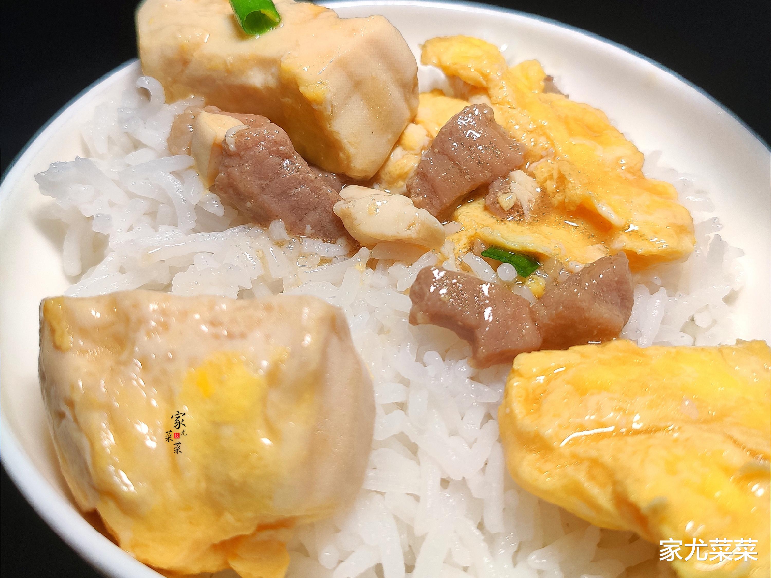 豆腐|建议中老年人:少吃大鱼大肉,多吃这2样,一周3顿,安稳过夏