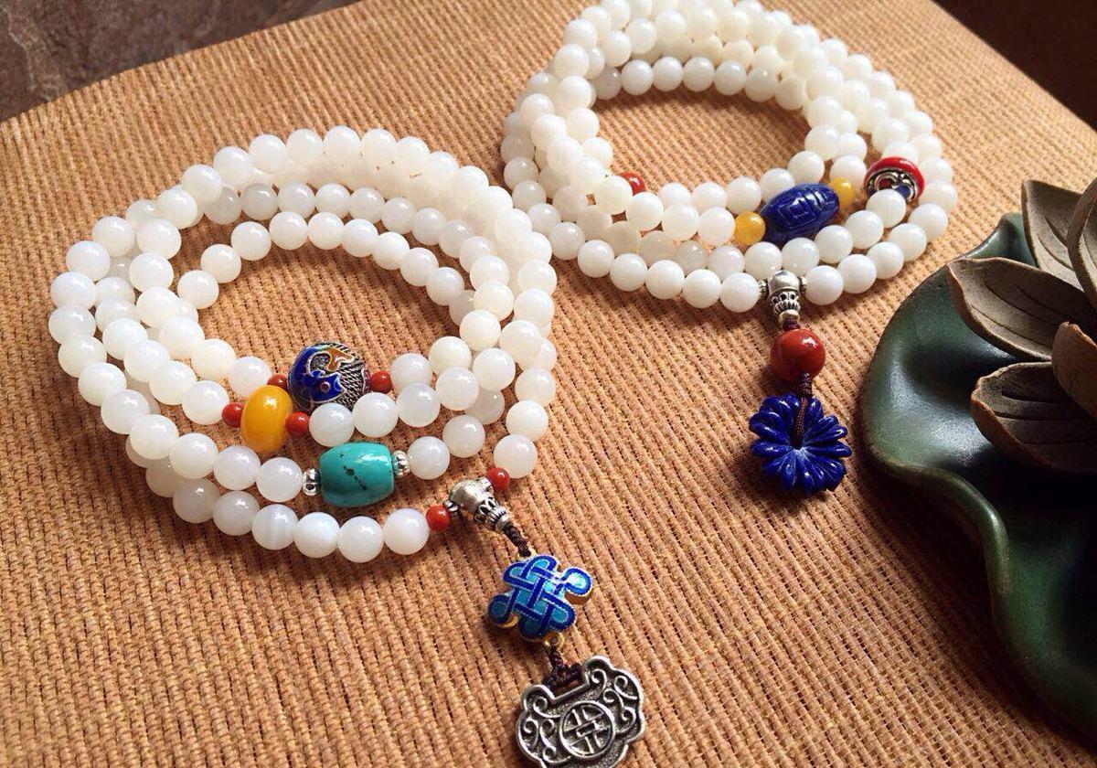 文玩|适合女性佩戴的一些文玩饰品，你知道吗