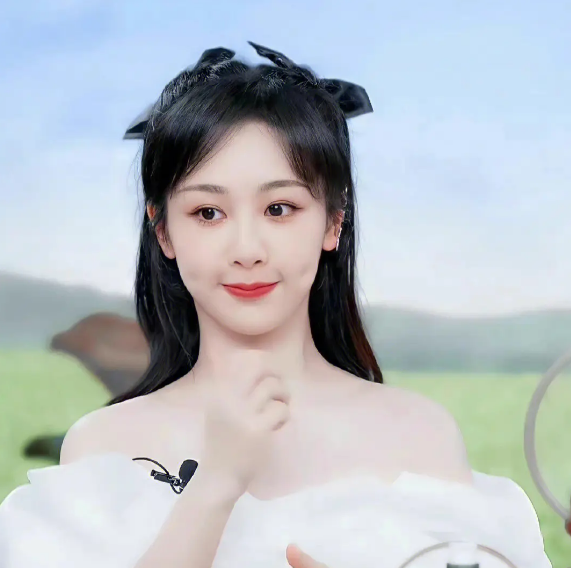 杨紫|杨紫：坚定自信的新时代女性典范 ，从演艺世家到一线女星：杨紫的成长之路