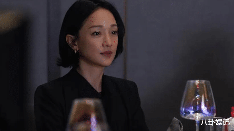 身材不行就别演“情妇”,43岁的董洁告诉你,什么是教科书式撩汉