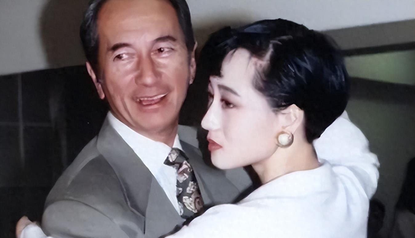 央媒终于对“哑巴演员”出手了,殷桃的话果然应验了