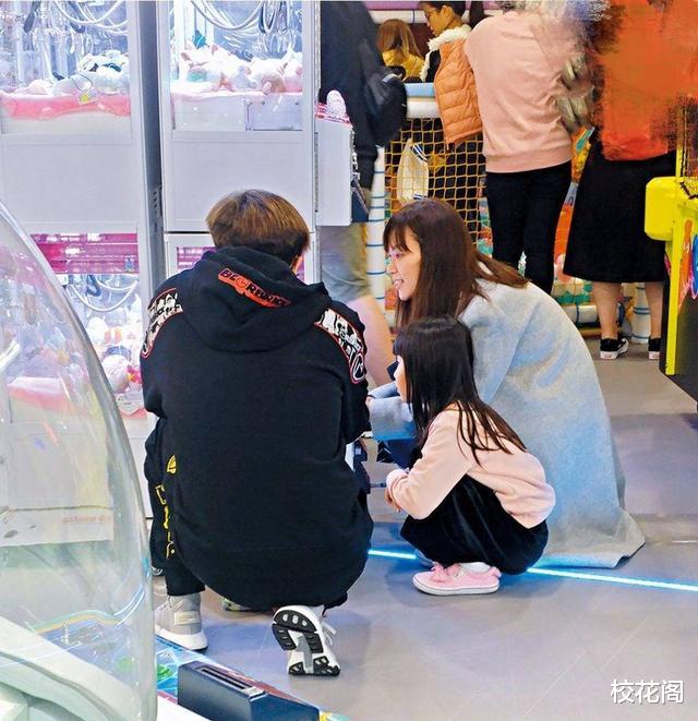 演唱会|阿sa“百亿”前夫:被FBI拉入黑名单,收破烂日入60元