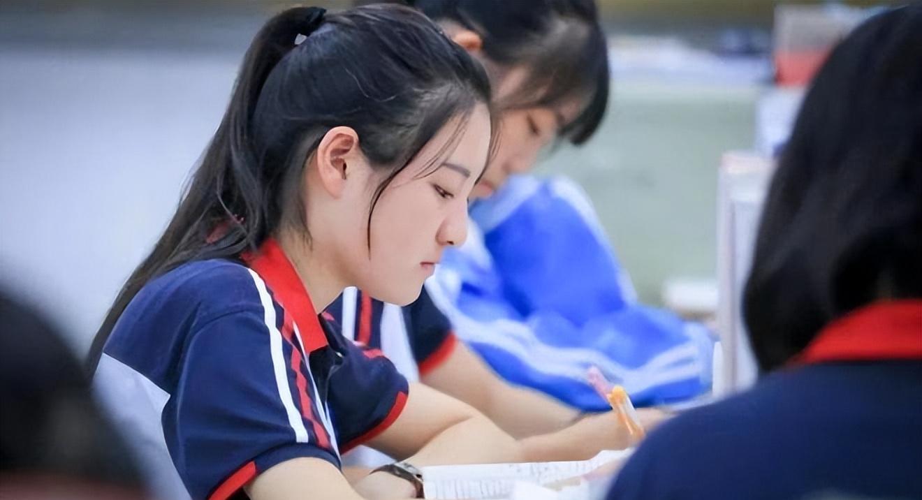 法国|“普职分流”迎来新改革,或将要往后延期,相关部门作出回应!