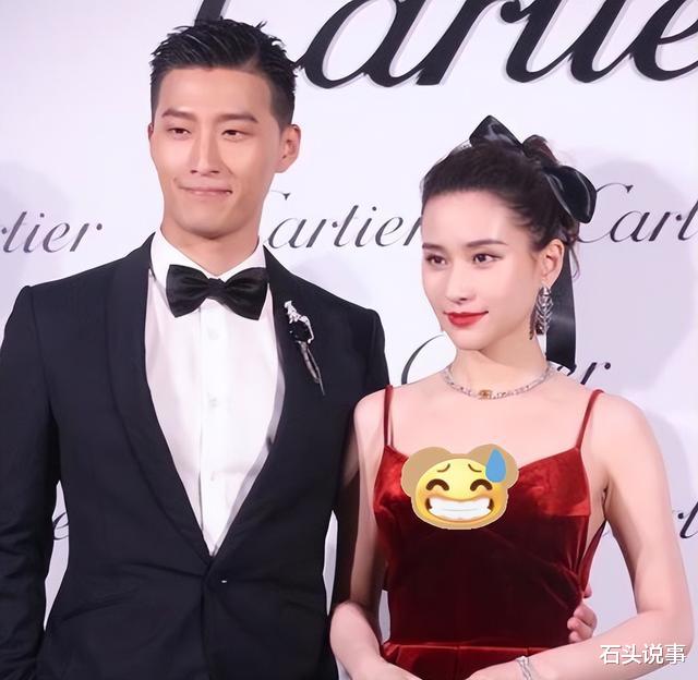 何超莲生子风波后现身机场,穿粉色套装素颜气色差,窦骁未陪同