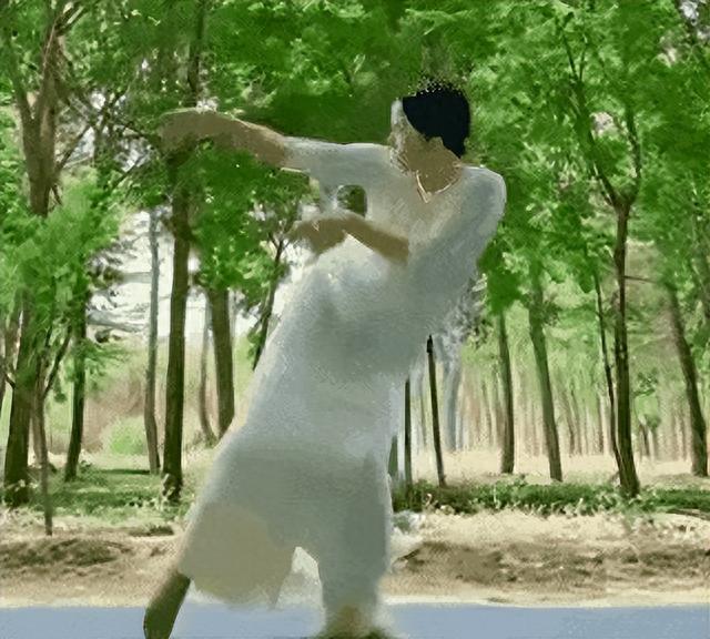 黄磊一家的集体塌房,扯下了娱乐圈中,多少“美好”人设的遮羞布