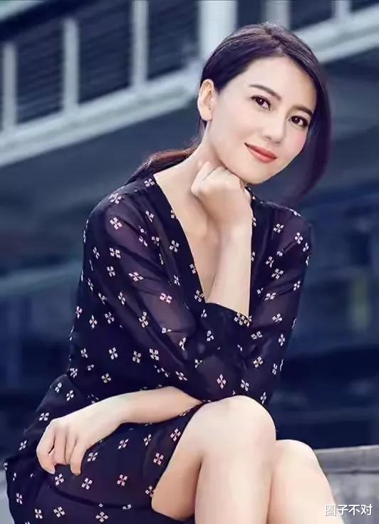 年轻时倾国倾城，老了却成“土肥圆”，这7位中年发福女星太可惜