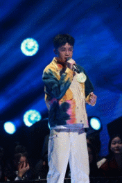 吉他|《我想和你唱》薛凯琪黄贯中实力演绎 驾驶工人携吉他现场合唱