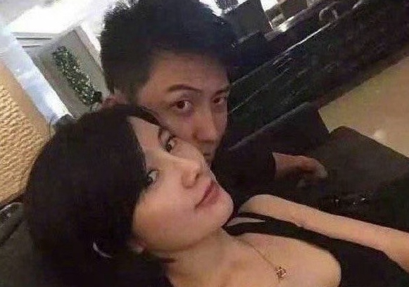 迪丽热巴纠缠黄景瑜?两人分分合合四年,粉丝大骂:滚出娱乐圈!