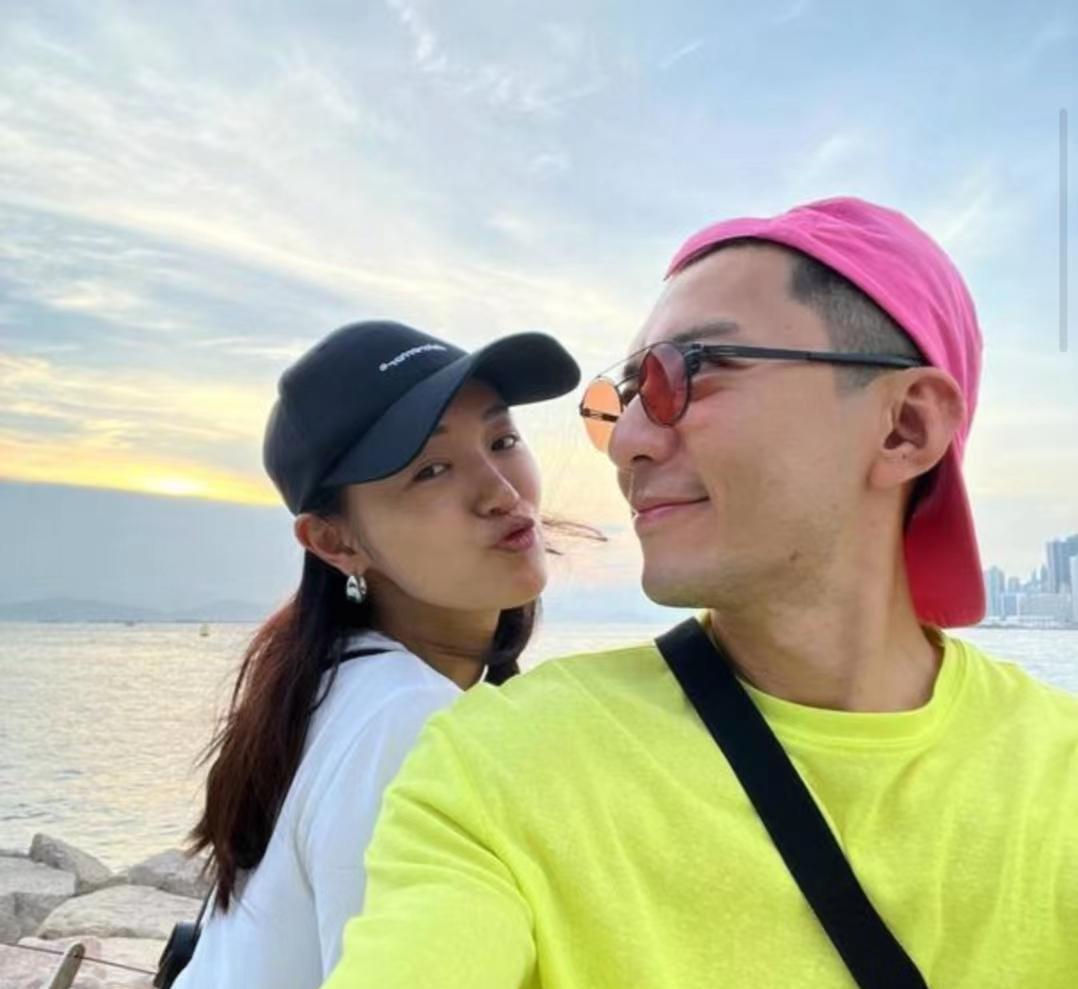 好清纯！TVB小花近年常被质疑整容，孕期罕晒素颜疑回应传闻