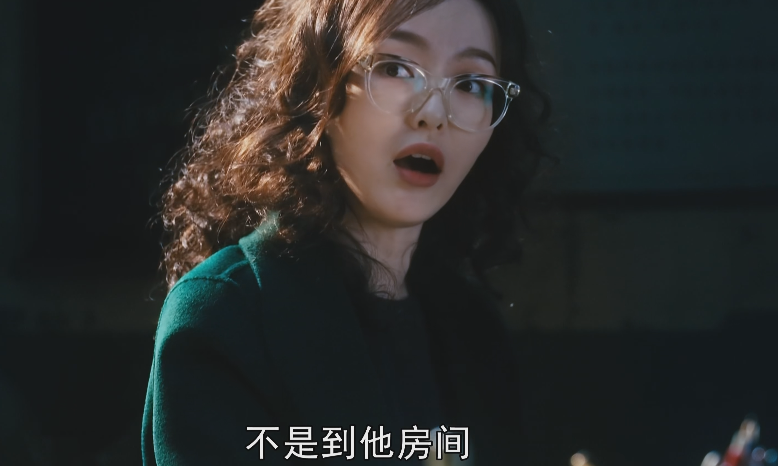 这一次轮到王家卫“翻车”了,胡歌老婆一出场观众直呼内娱没人了