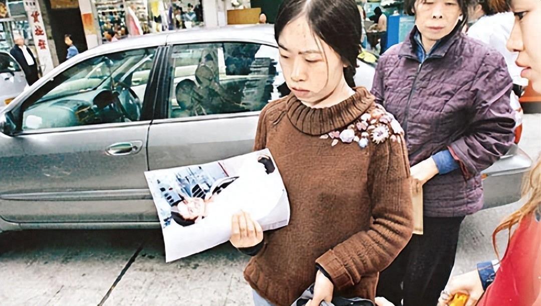 后悔!16年前为追刘德华逼父卖肾自杀,倾家荡产的杨丽娟现状如何?