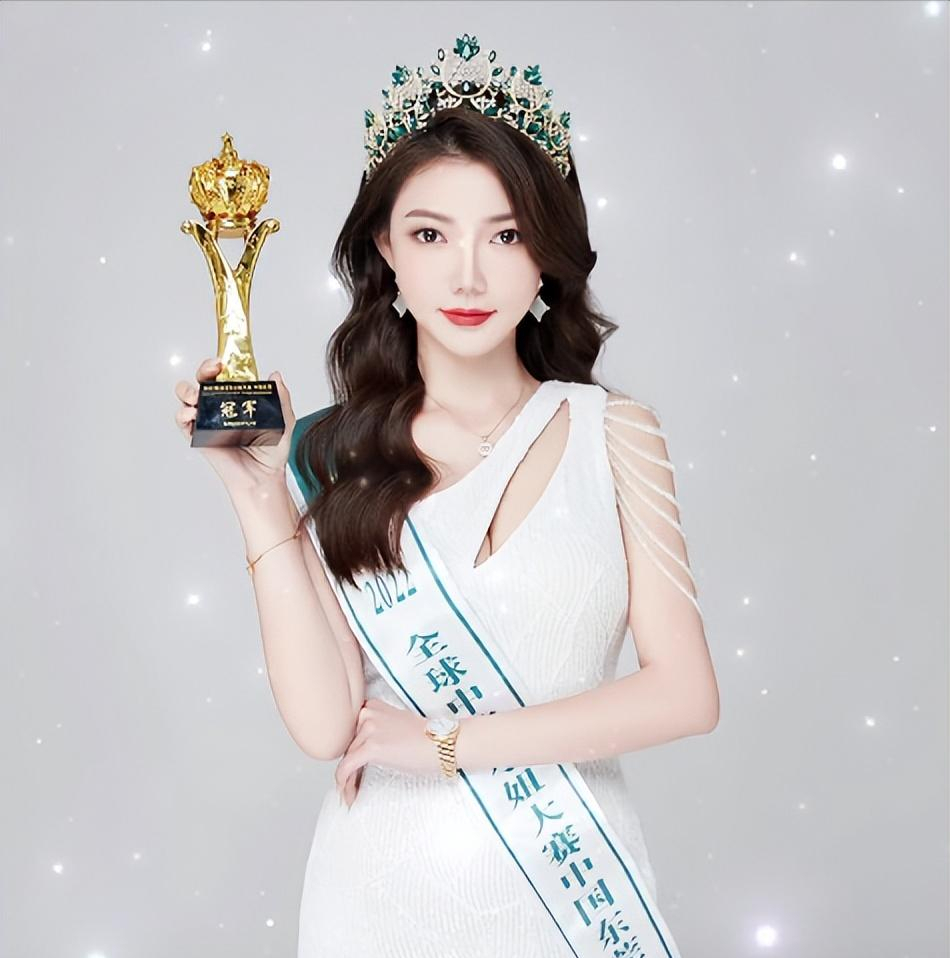 中华小姐疑在柬埔寨被圈禁,与榜一出国旅游,晒视频回应牙齿被拔