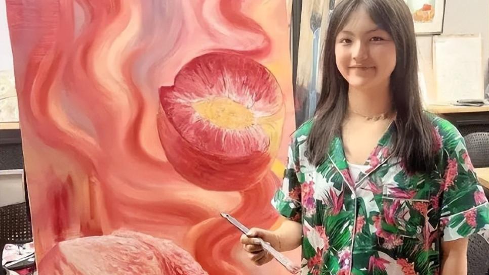 星二代13岁王诗龄晒油画，水蜜桃栩栩如生，网友：估价上百万