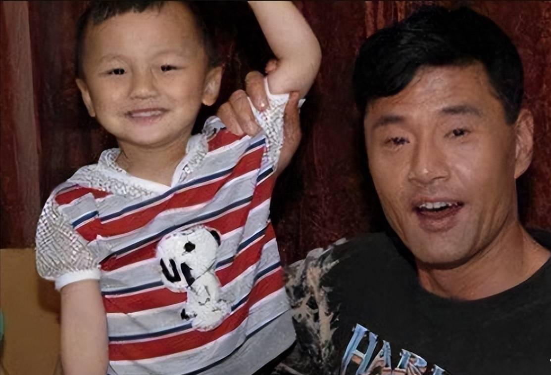 演员于荣光：结婚35年0绯闻，为何妻子63岁坚持要离婚