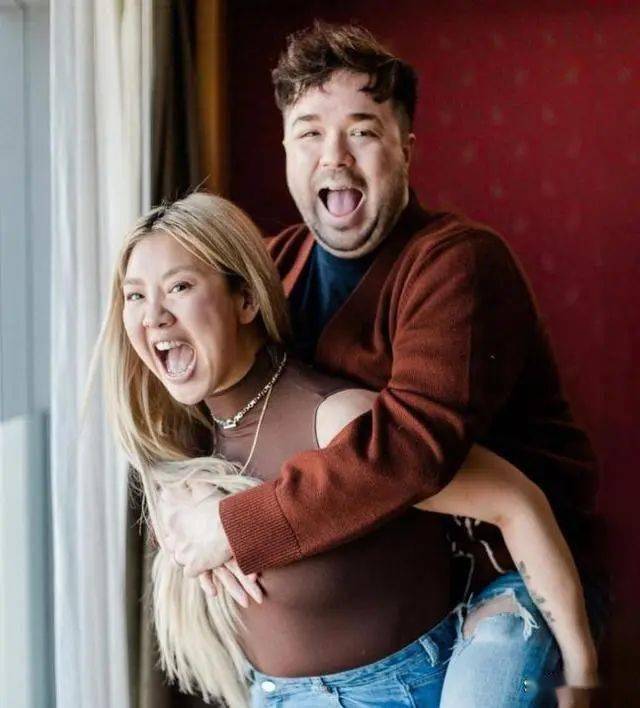 |郑欣宜藏了一年的男友被港媒曝光,帅气不输男星,细心体贴很温柔