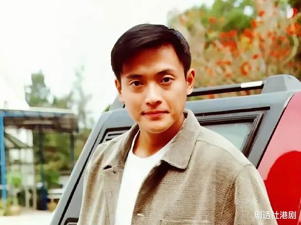 香港知名男星颜值回春,减肥40斤复出带货人气旺,成交金额破千万