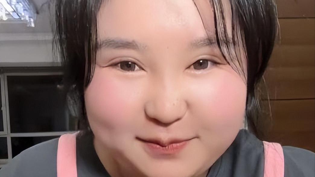 因护食与丈夫离婚！240斤女网红自称瘦到200斤，谎言被揭穿遭打脸