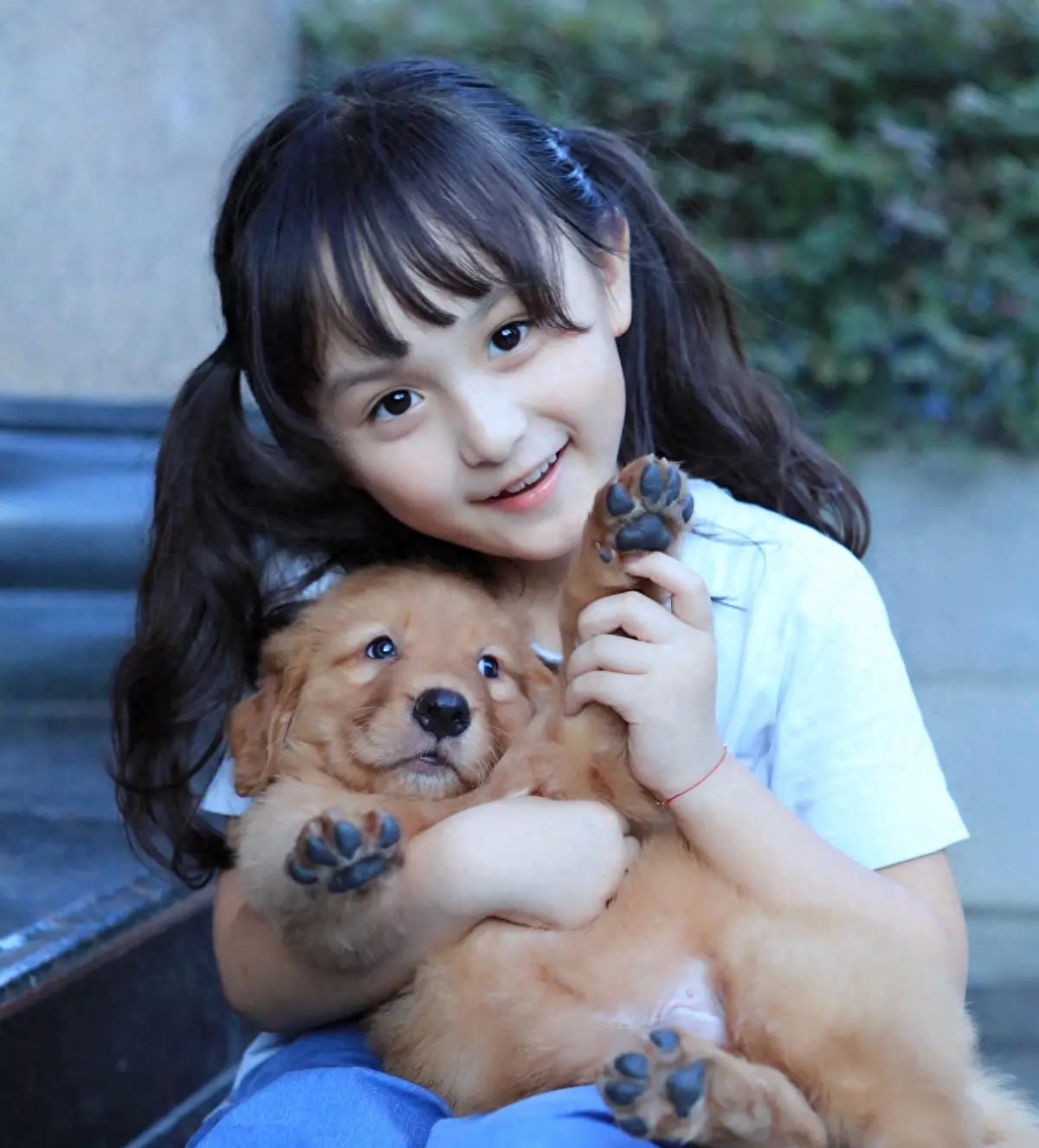 2岁出道年入百万,因长相甜美被禁止整容的刘楚恬,如今长成啥样